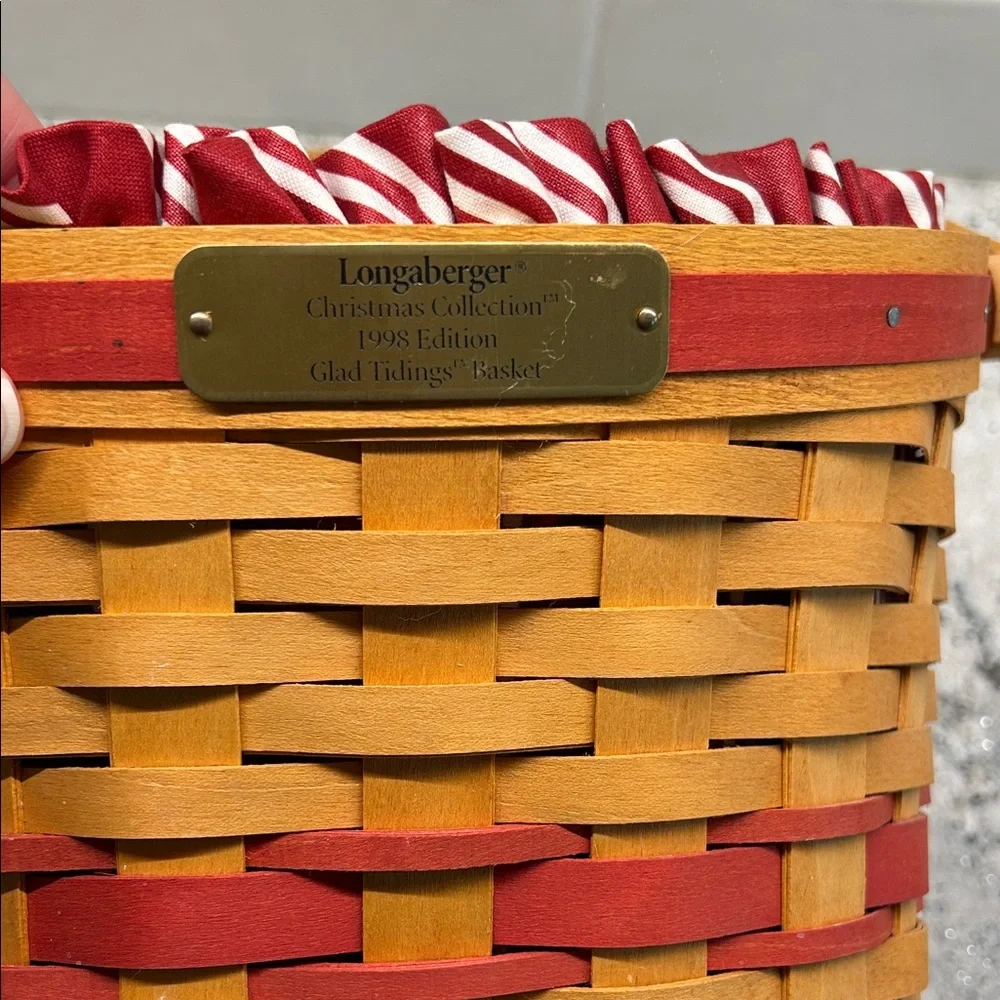 Longaberger Glad Tidings Basket